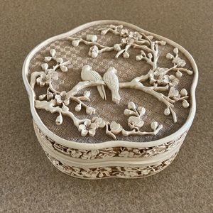 Vintage Carved Resin Cherry Blossoms and Birds 80’s Asian Trinket Jewelry Box